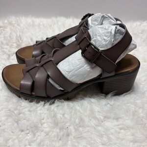POP Comfort “Beaming” Lug Sole Block Heel Womens Sandals Size 8.5 Brown NEW